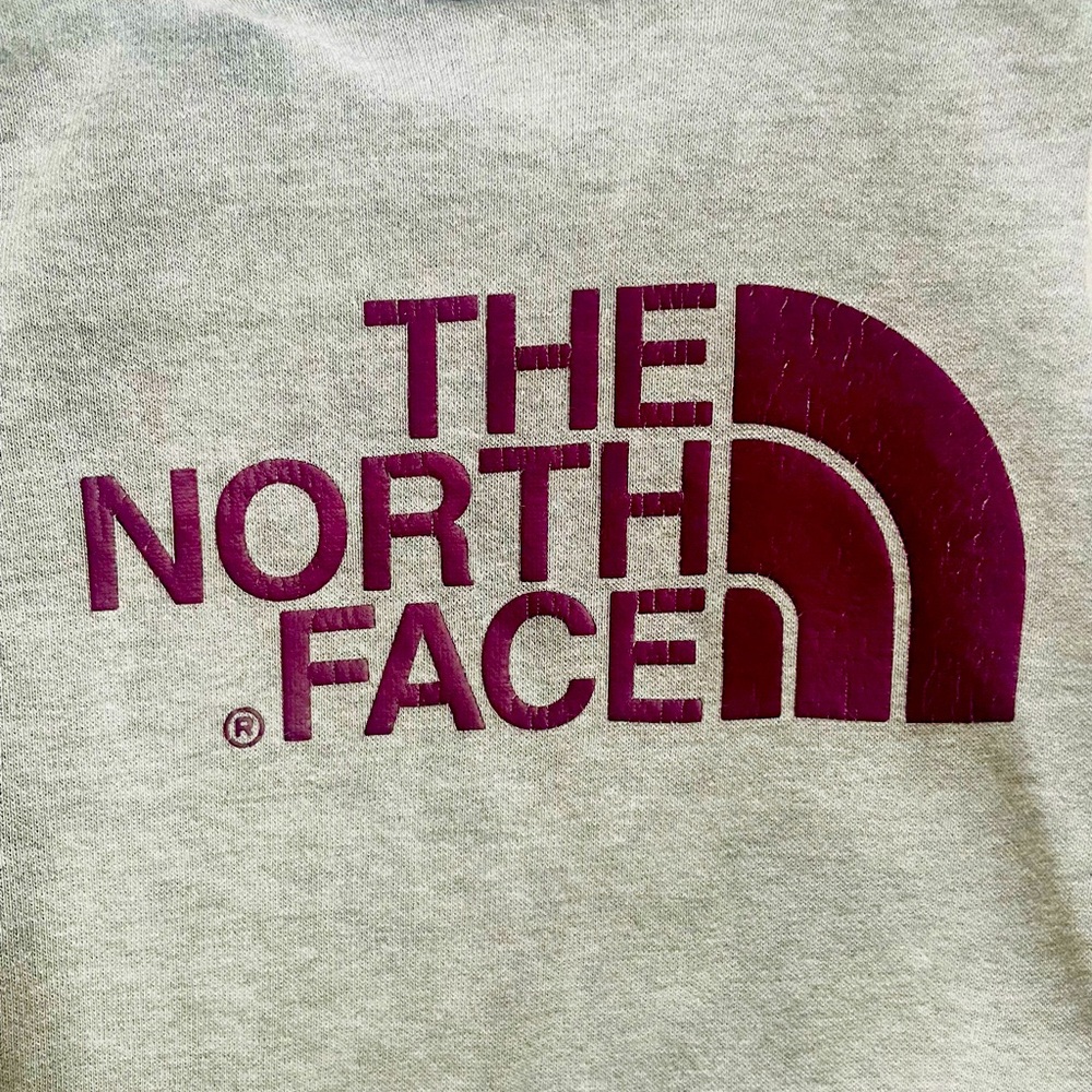 North Face Grey Hoodie 💟